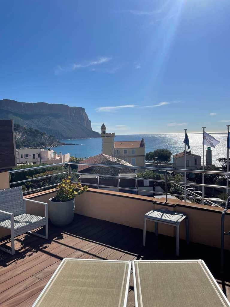Hotel Western La Rade 3*