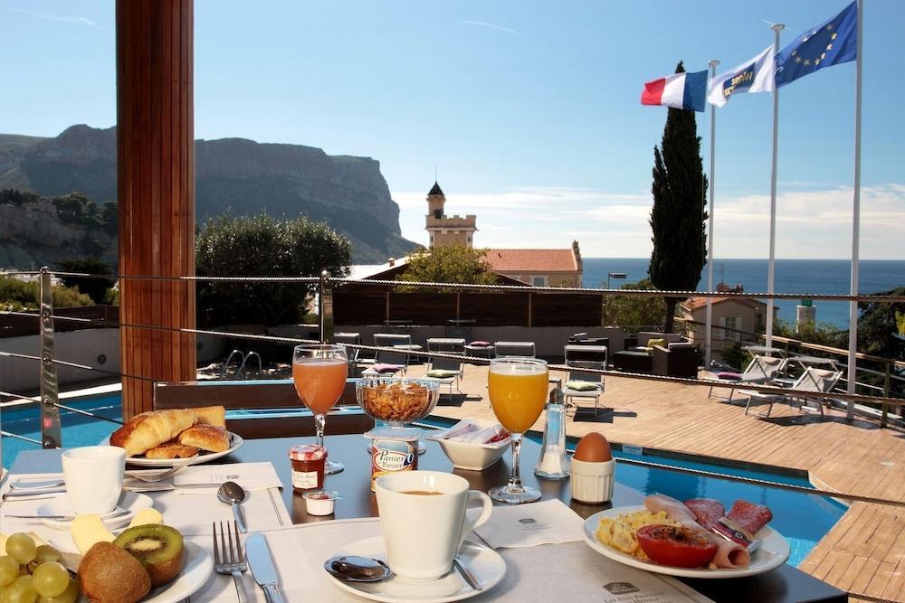 Hotel Western La Rade 3*